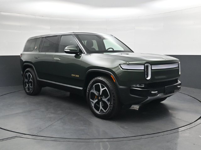 Used 2024 Rivian R1S Adventure Quad AWD/4WD image 2