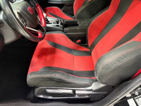 Used 2019 Honda Civic Type R image 26