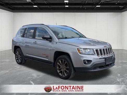 Used 2016 Jeep Compass 75th Anniversary w/ Power Value Group FWD image 2