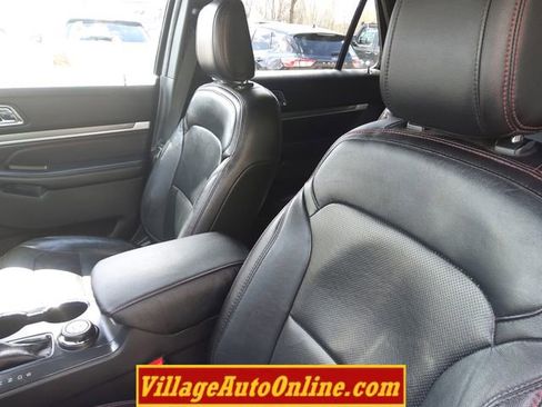 Used 2018 Ford Explorer Sport AWD/4WD image 18