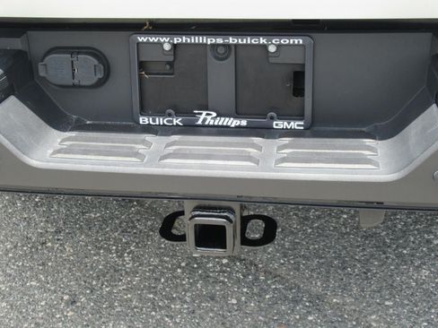 Used 2025 Toyota Tundra Limited w/ TRD Off-Road Package AWD/4WD image 10