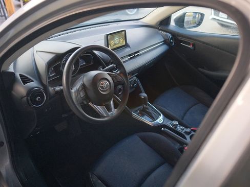 Used 2017 Toyota Yaris iA FWD image 29