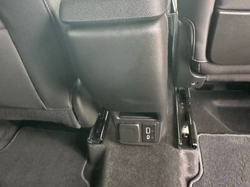 Used 2023 Chevrolet TrailBlazer RS w/ Convenience Package AWD/4WD image 19