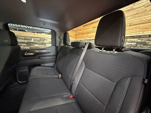Used 2023 Chevrolet Silverado 1500 LT AWD/4WD image 29
