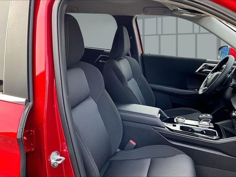 New 2026 Mitsubishi Outlander ES image 12