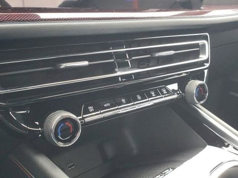 New 2026 Chevrolet Traverse RS image 20