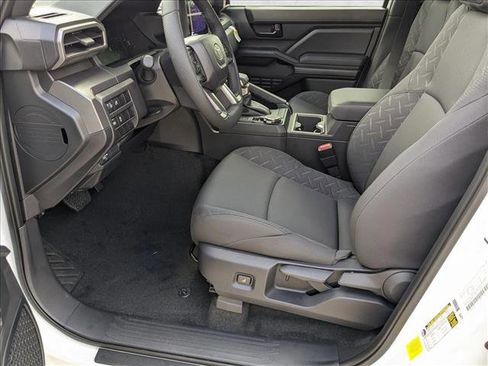 Used 2024 Toyota Tacoma SR5 w/ SR5 Upgrade Package image 4