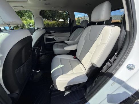 Used 2021 Kia Telluride S AWD/4WD image 10