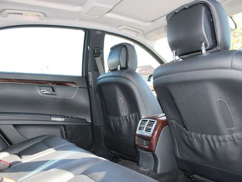 Used 2013 Mercedes-Benz S 550 w/ Sport Pkg Plus One image 9