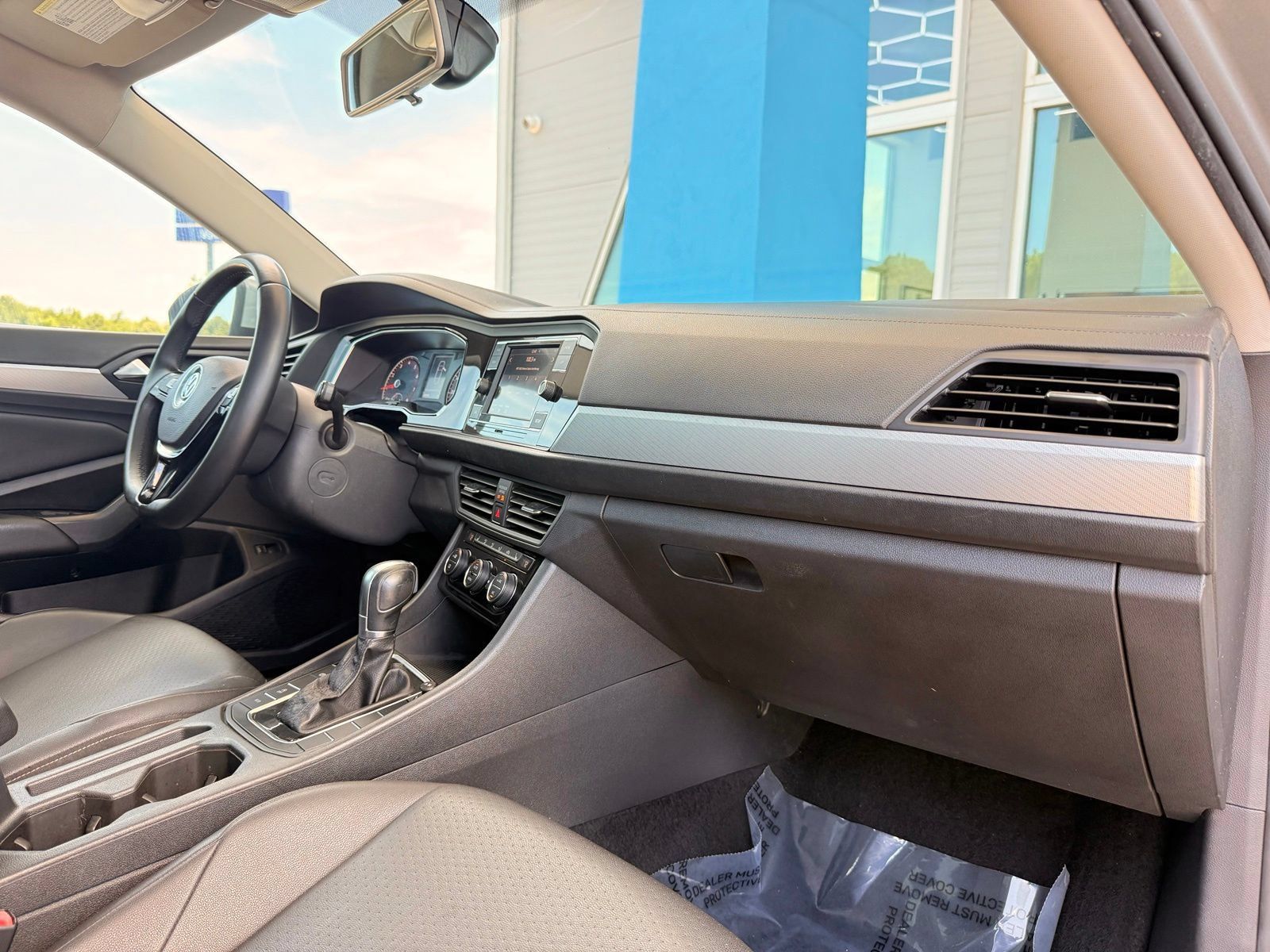 Used 2019 Volkswagen Jetta SE FWD image 23