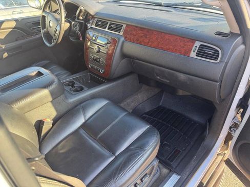 Used 2009 Chevrolet Tahoe LT w/ Luxury Package image 10