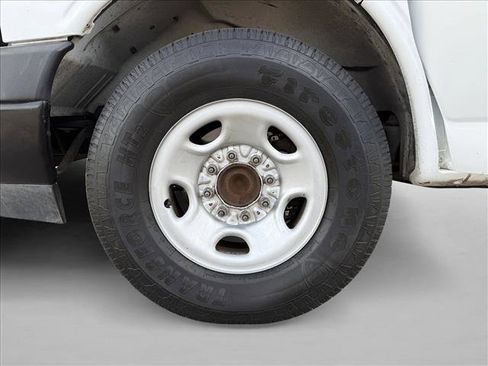 Used 2019 Chevrolet Express 2500 w/ Driver Convenience Package RWD image 22