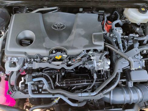 Used 2025 Toyota Camry LE FWD image 33