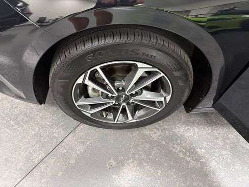 Used 2023 Kia Forte LXS FWD image 27