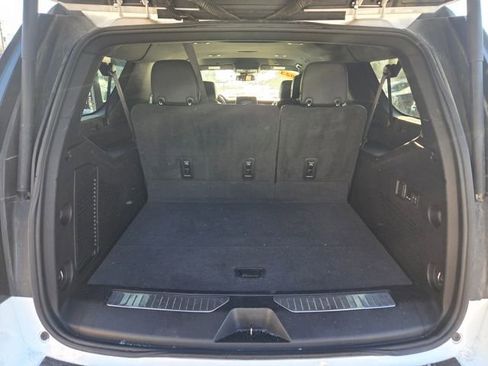 Used 2023 Chevrolet Suburban Premier AWD/4WD image 14