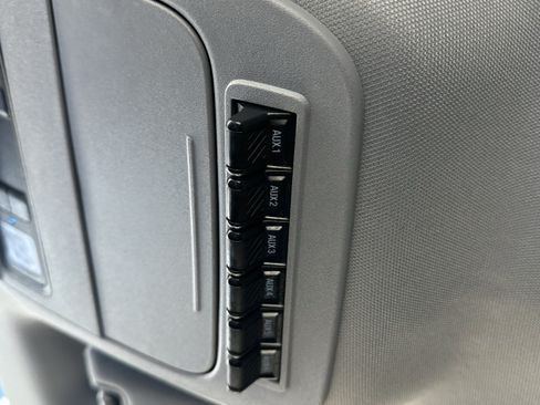 Used 2024 Ford F250 XLT w/ FX4 Off-Road Package AWD/4WD image 15