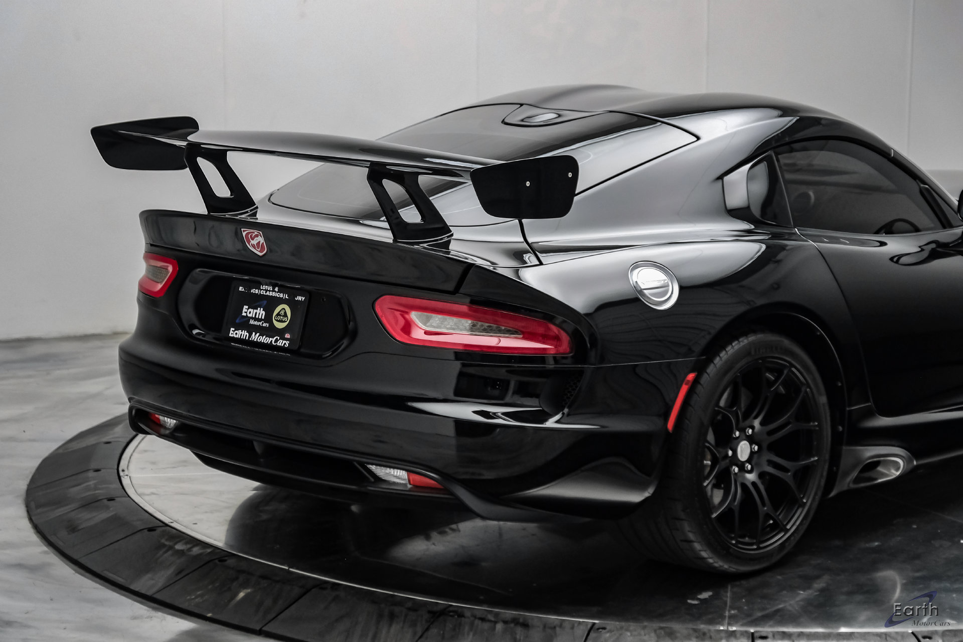 Used 2017 Dodge Viper GTC w/ Time Attack Group 2.0 RWD image 22