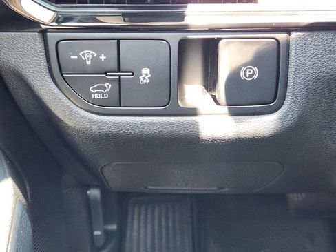 Certified 2026 Kia Sportage EX FWD image 23
