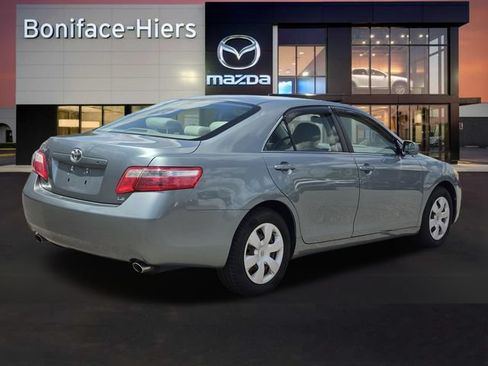 Used 2007 Toyota Camry LE FWD image 4
