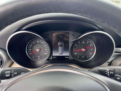 Used 2018 Mercedes-Benz GLC 300 4MATIC image 26