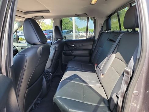 Used 2018 Honda Ridgeline RTL-E image 11