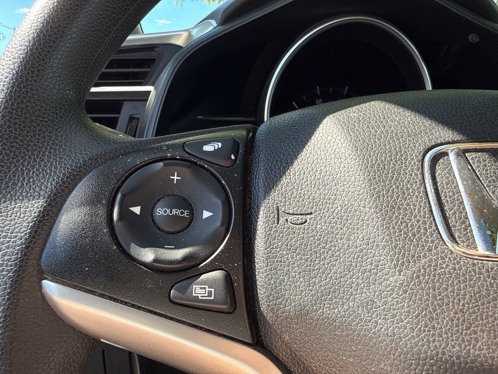 Used 2019 Honda Fit EX image 26