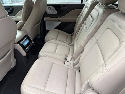 Used 2020 Lincoln Aviator Reserve w/ Equipment Group 202A AWD/4WD image 9