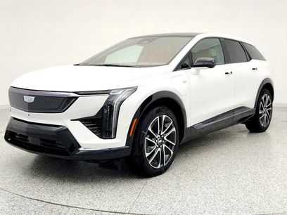 Used 2025 Cadillac Optiq Sport 2 w/ LPO, Floor Liner Package