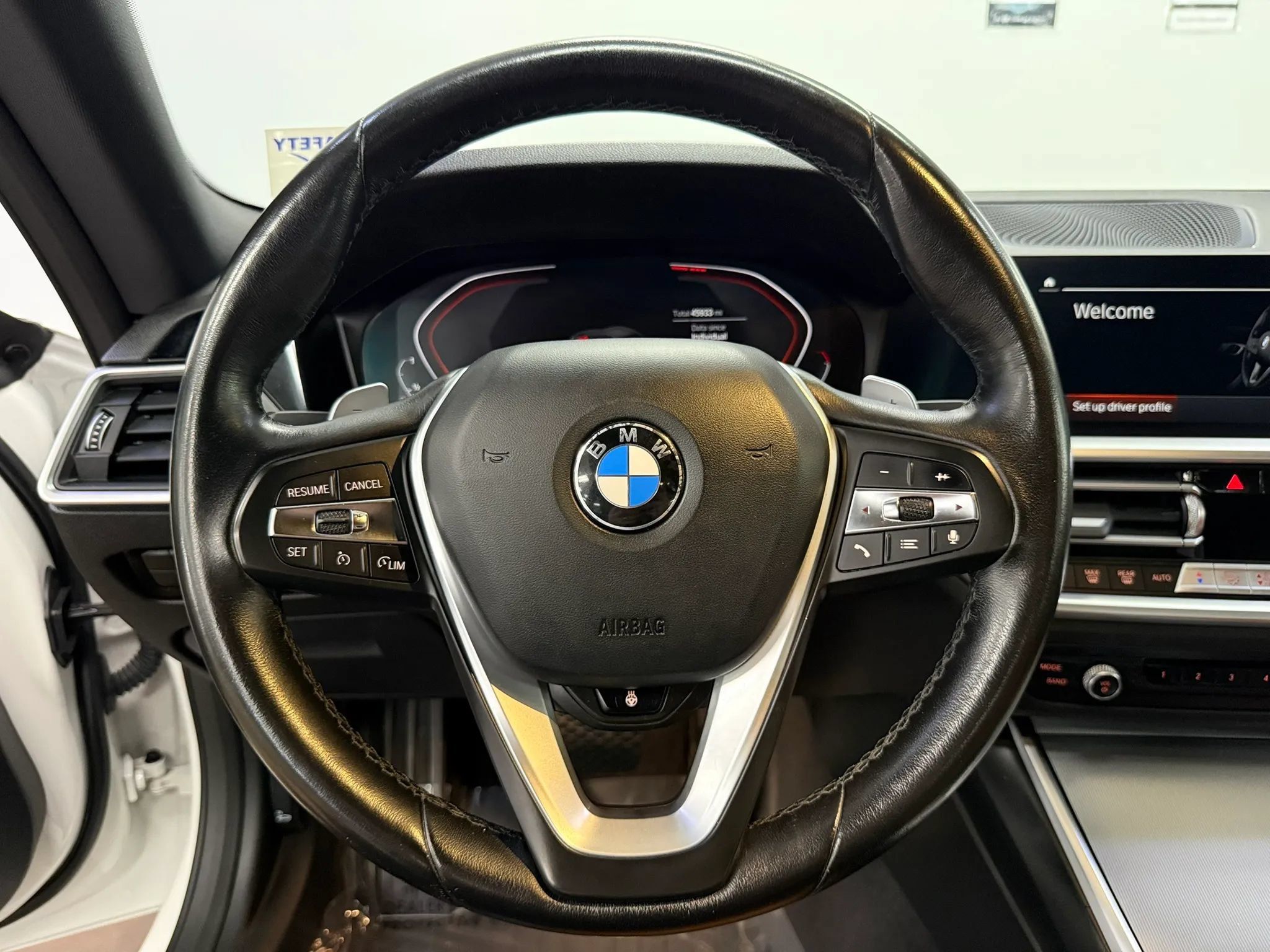 Used 2022 BMW 230i Coupe w/ Premium Package RWD image 16