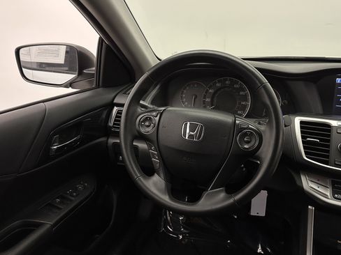 Used 2015 Honda Accord Sport image 25