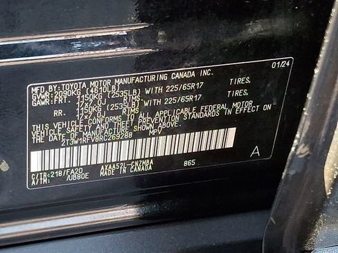 Used 2024 Toyota RAV4 XLE FWD image 27