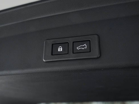 New 2026 Subaru Ascent Limited AWD/4WD image 9