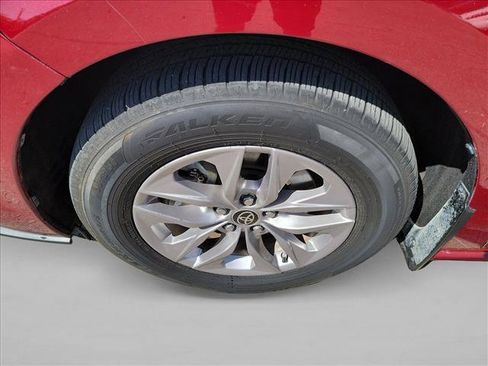 Used 2021 Toyota Sienna XLE FWD image 9