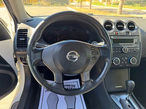 Used 2012 Nissan Altima 2.5 S FWD image 17