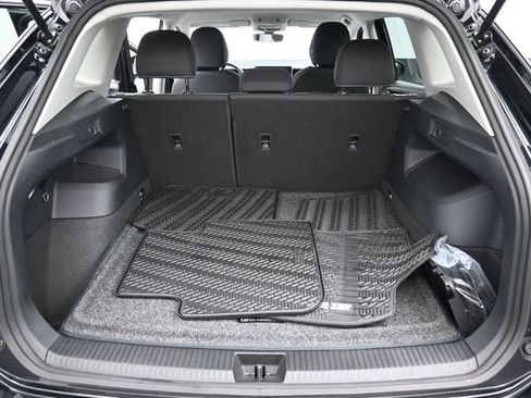 Used 2025 Volkswagen Tiguan S AWD/4WD image 27