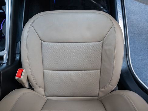 Certified 2020 Ford Explorer Limited image 36