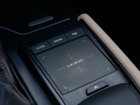 Used 2020 Lexus ES 350 w/ Premium Package FWD image 32