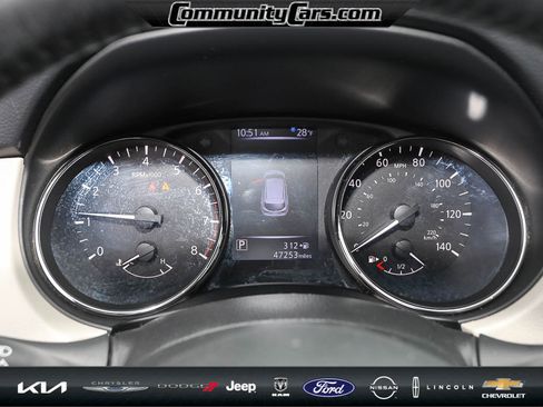 Used 2018 Nissan Rogue Sport SL w/ SL Premium Package image 14