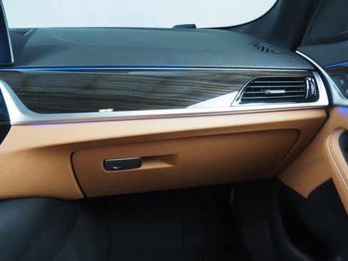 Used 2019 BMW 540i image 45