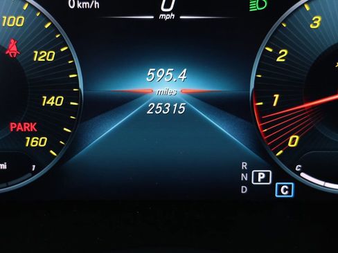 Used 2021 Mercedes-Benz C 300 Sedan w/ Premium Package image 13