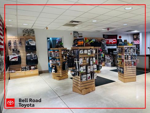 Used 2023 Kia Sorento LX image 30