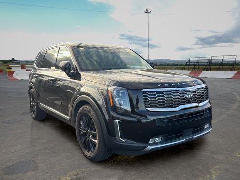 Used 2020 Kia Telluride SX w/ SX Prestige Package AWD/4WD image 2
