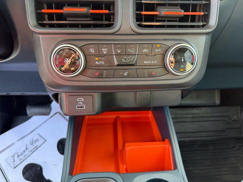 Used 2024 Ford Maverick XLT w/ XLT Luxury Package FWD image 11