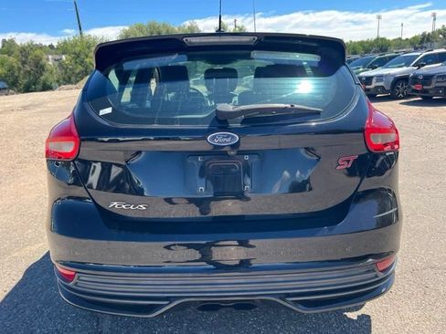 Used 2016 Ford Focus ST w/ Equipment Group 401A FWD image 5