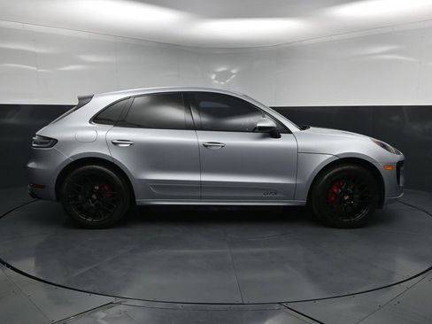 Certified 2020 Porsche Macan GTS w/ Premium Package Plus (PF4) AWD/4WD image 11