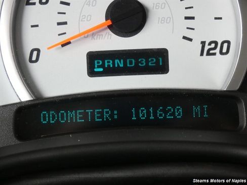 Used 2003 HUMMER H2 w/ Preferred Equipment Group image 23