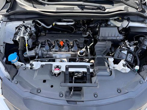 Used 2022 Honda HR-V EX image 9