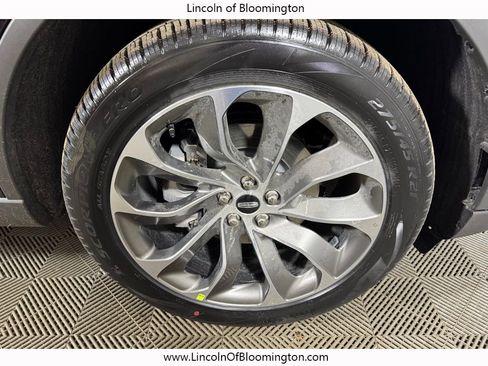 New 2026 Lincoln Aviator Reserve AWD/4WD image 12