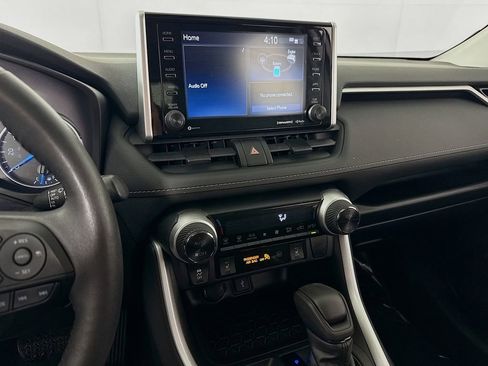 Certified 2021 Toyota RAV4 XLE w/ Convenience Package image 16