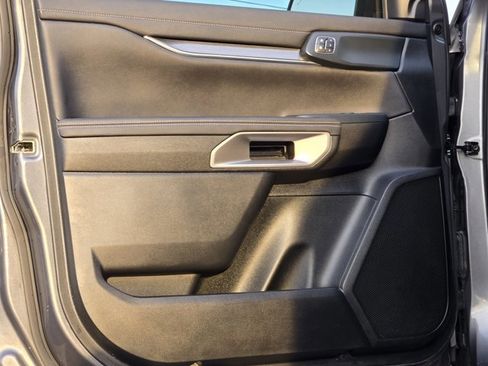 Used 2024 Ford Ranger Lariat w/ FX4 Off-Road Package image 17